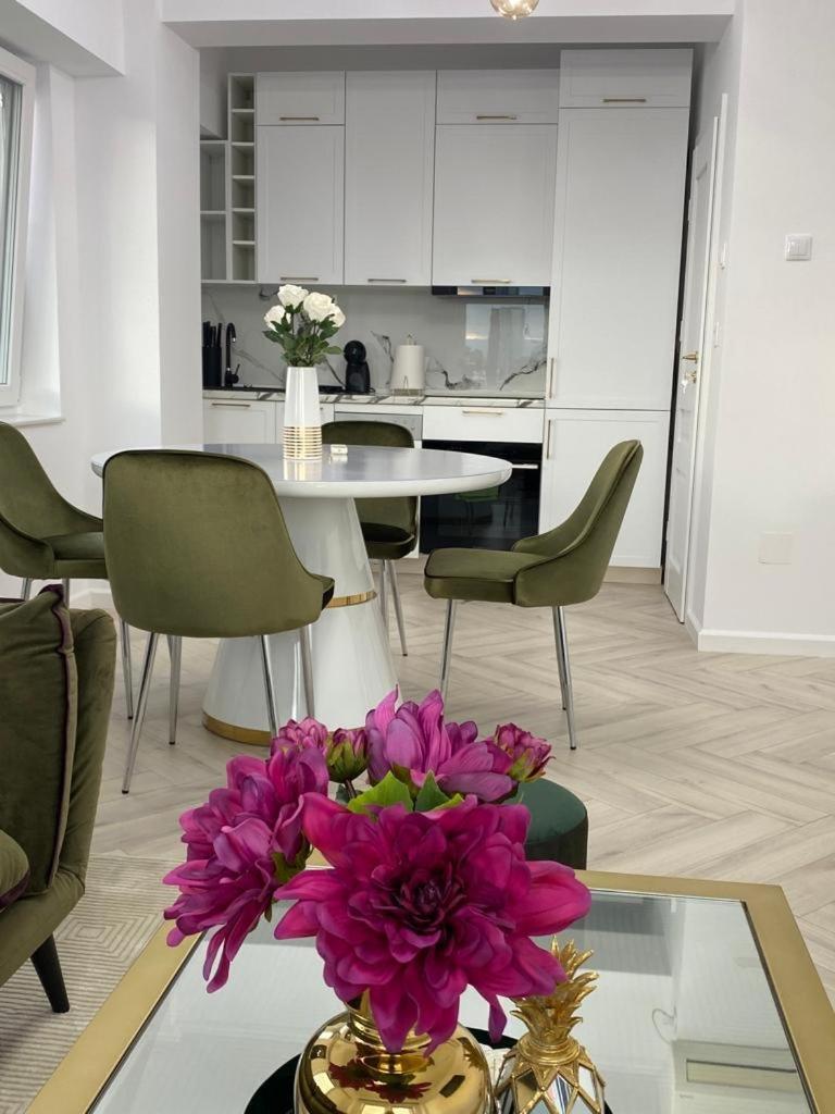 Elite Apartment Сибиу Экстерьер фото